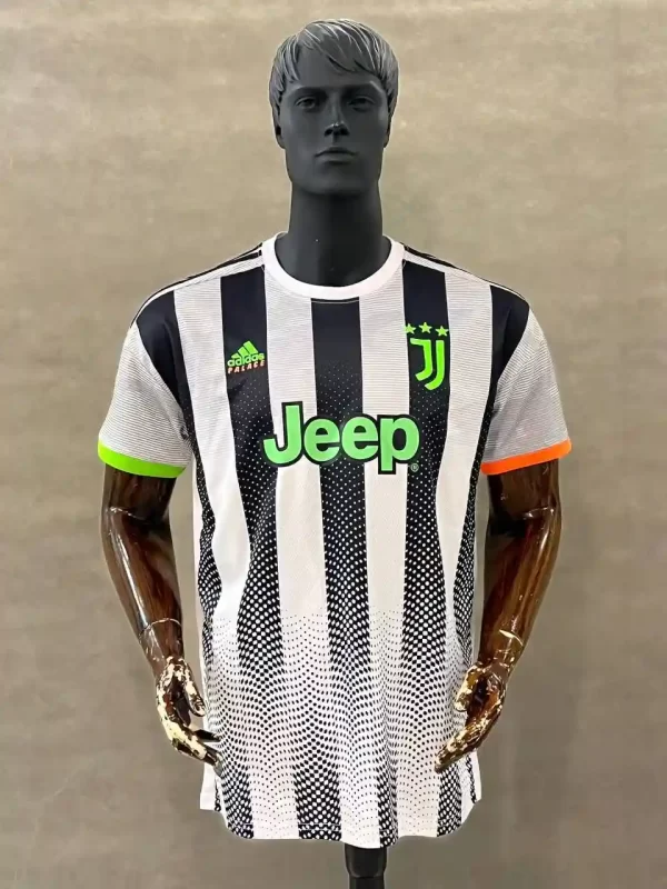 کیت یوونتوس چهارم 2019/20