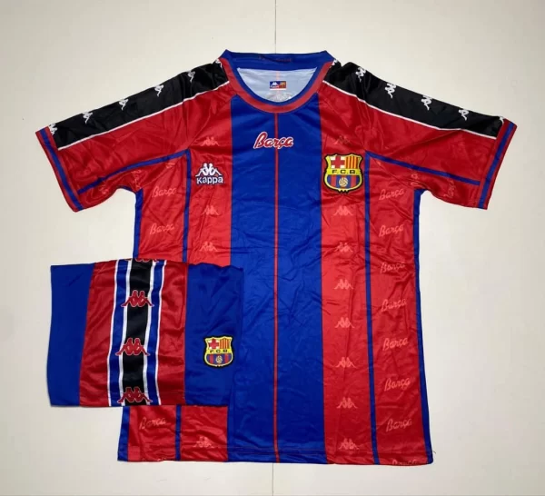 پیراهن و شورت بارسلونا اول 1997/98 کیفیت متوسط